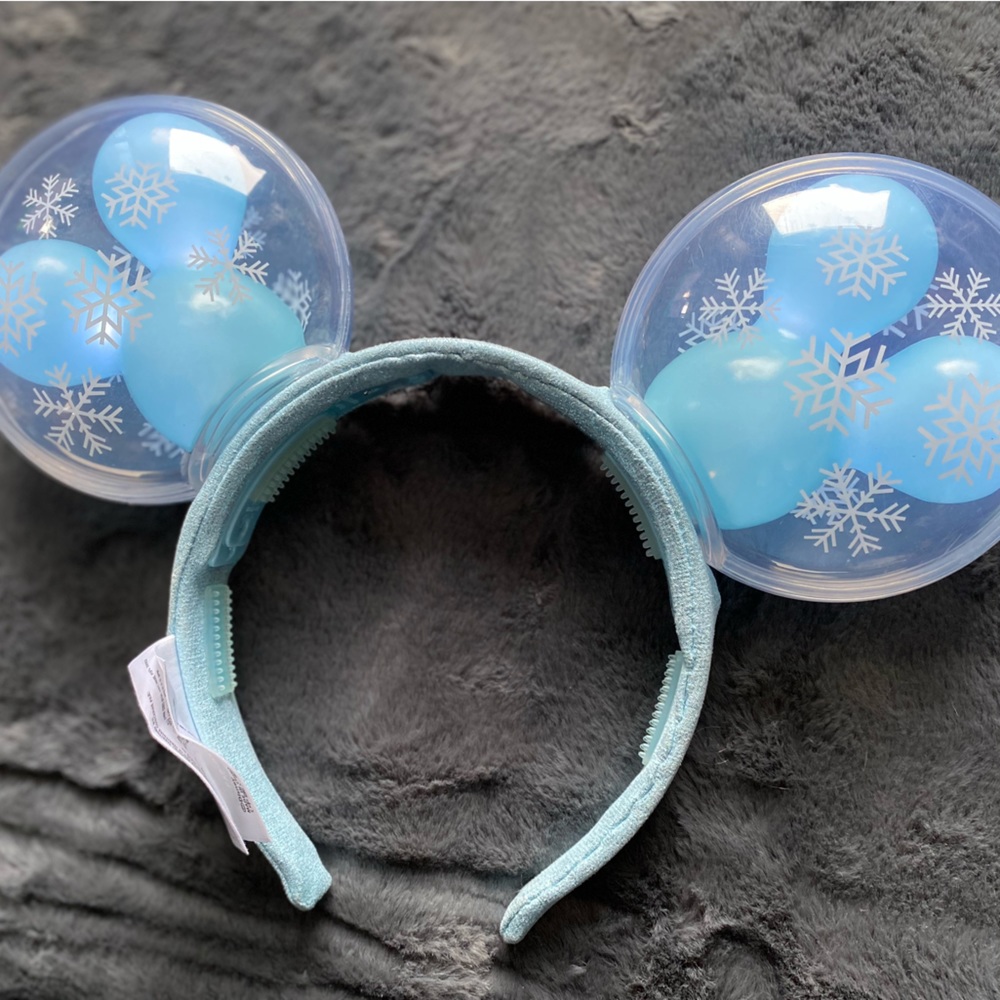 Disney Light Up Mickey Ears - Picture 4 of 4